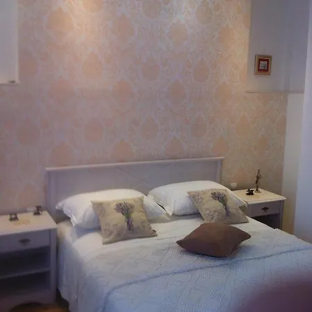 Miko - Location Apartmán